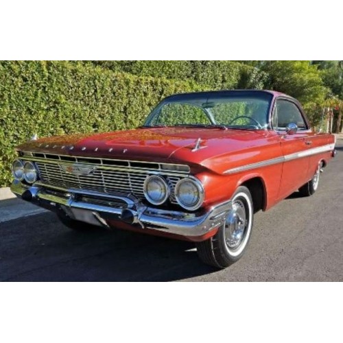 SUNH2108 - 1/18 CHEVROLET IMPALA HONDURAS MAROON SPORT COUPE 1961