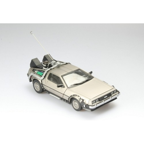 SUNH2711F - 1/18 DELOREAN LK - BACK TO FUTURE (PART 1)