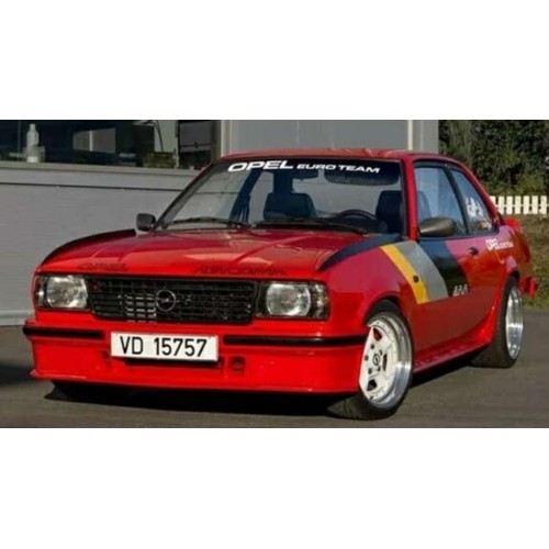 SUNH5398 - 1/18 OPEL ASCONA 400 RED