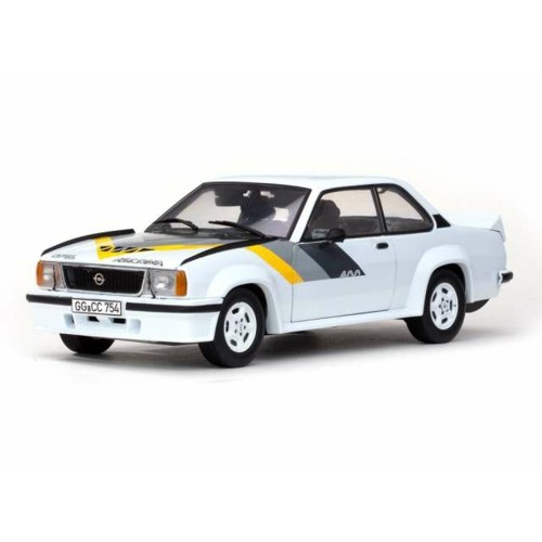 SUNH5399 - 1/18 OPEL ASCONA 400 WHITE