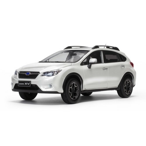 SUNH5572 - 1/18 SUBARU XV CHRYSTAL WHITE PEARL 2014