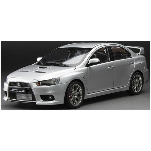 SUNH5821 - 1/18 MITSUBISHI LANCER EVOLUTION X COOL SILVER METALLIC