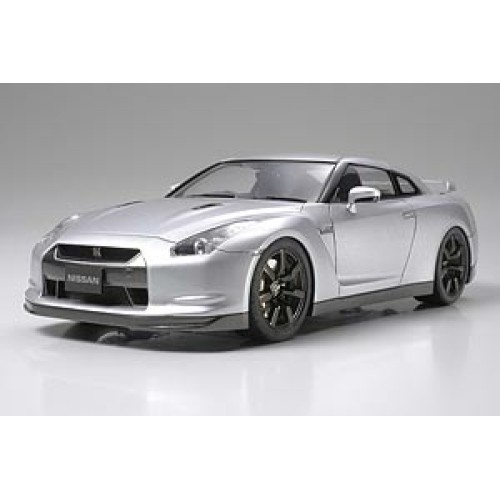 TAM24300 - 1/24 NISSAN GT-R