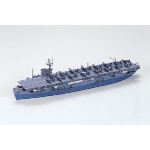 TAM31711 - 1/700 U. S. ESCORT CARRIER CVE-9 BOGUE (PLASTIC KIT)