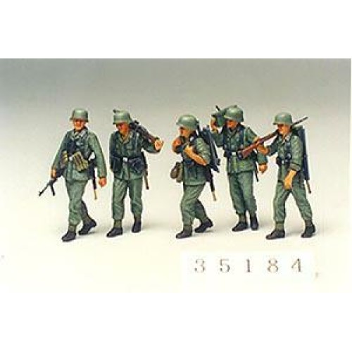 TAM35184 - 1/35 GERMAN MACHINE GUN CREW (PLASTIC KIT)