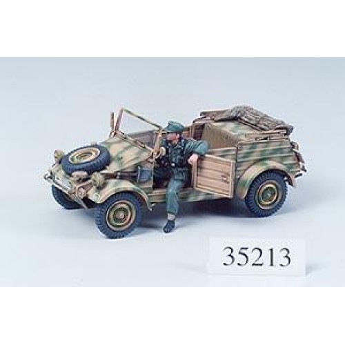 TAM35213 - 1/35 GERMAN KUBELWAGEN TYPE 82 (PLASTIC KIT)