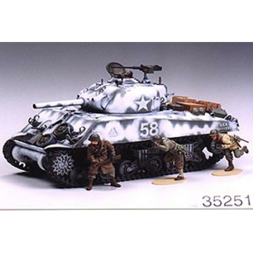 TAM35251 - 1/35 M4A3 SHERMAN W 105MM HOWITZER