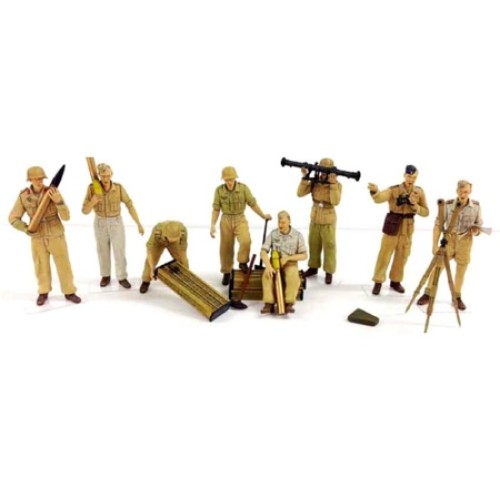 TAM35343 - 1/35 AFRICA LUFTWAFFE ARTILLERY CREW