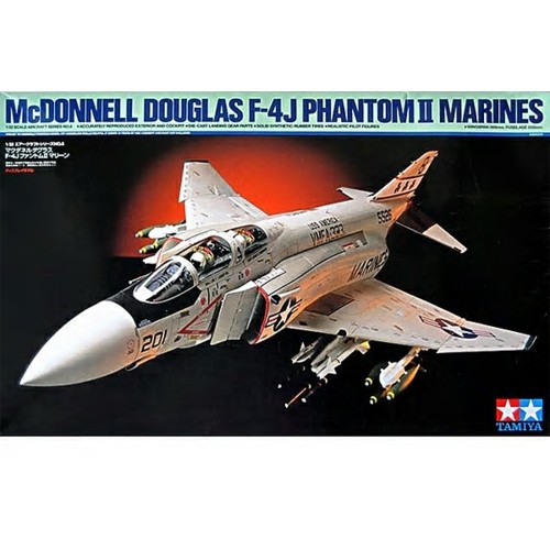 TAM60308 - 1/32 F-4J PHANTOM II MARINES