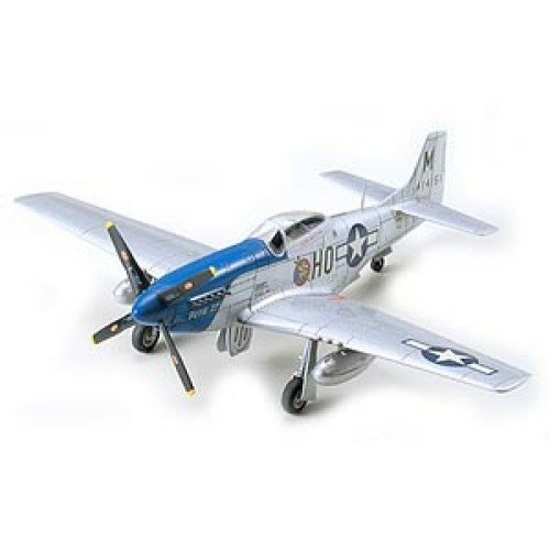 TAM60749 - 1/72 NORTH AMERICAN P-51D MUSTANG