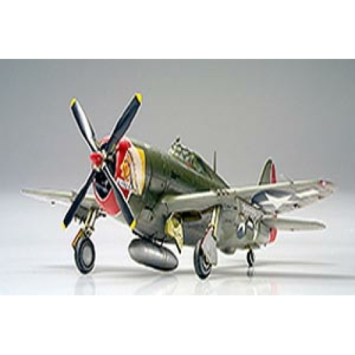 TAM60769 - 1/72 P-47D THUNDERBOLT RAZOR BACK