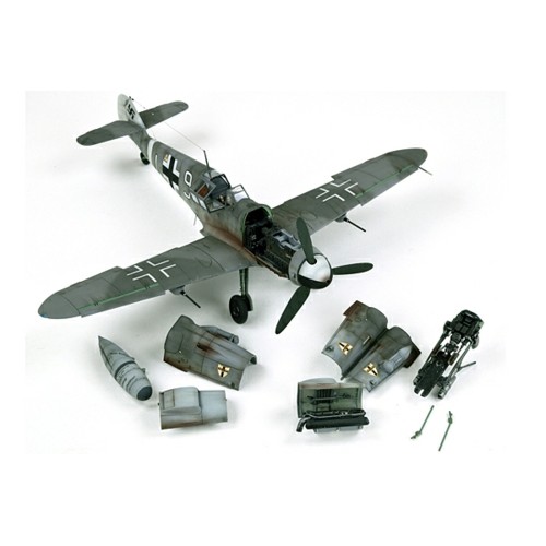 TAM61117 - 1/48 MESSERSCHMITT BF 109 G-6 (PLASTIC KIT)