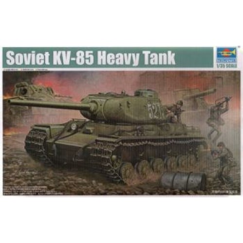 TM01569 - 1/35 KV-85 MODEL 1943 (PLASTIC KIT)