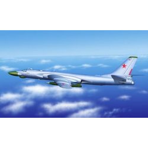 TM03908 - 1/144 TUPOLEV TU-16K-10 BADGER C (PLASTIC KIT)