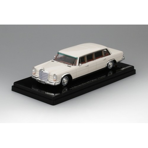 TSM164316 - 1/43 MERCEDES 600 PULLMAN 1970 J.LENNON (RESIN)