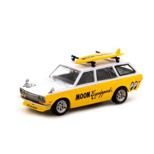 TCT64G026ME1 - 1/64 DATSUN BLUEBIRD 510 WAGON MOON EQUIPPED, YELLOW/WHITE